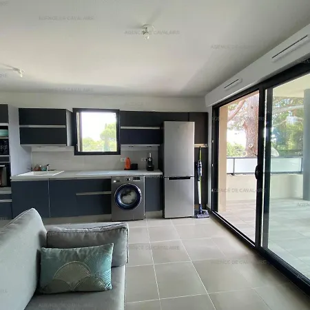 Beau T3 Confort A 200m De La Avec Clim, Terrasse Et Garage,